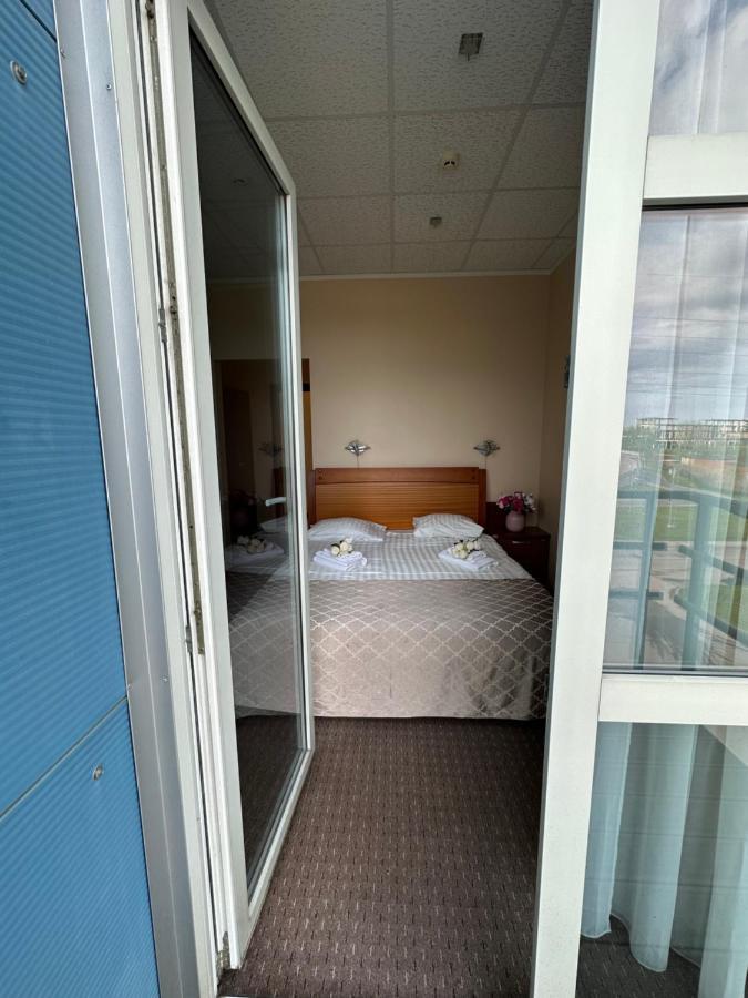 Riga Unimars Hotel Eksteriør bilde
