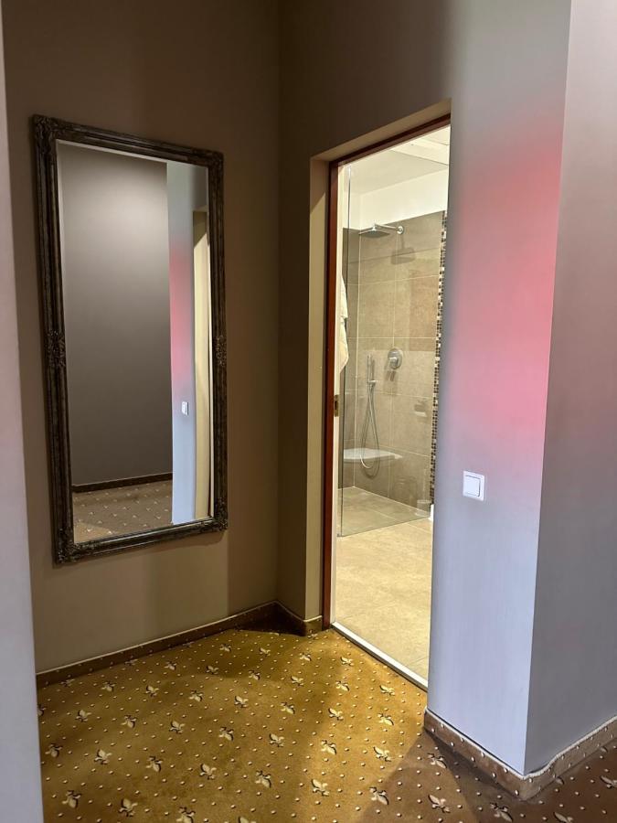 Riga Unimars Hotel Eksteriør bilde