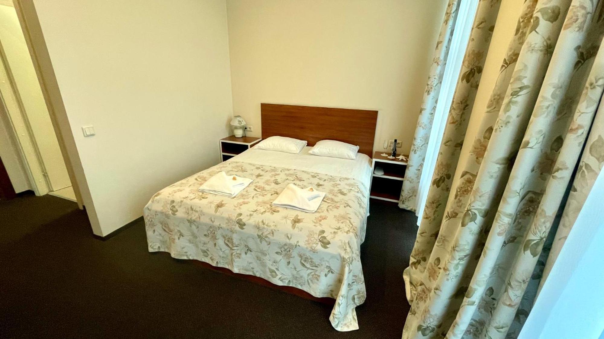 Riga Unimars Hotel Eksteriør bilde