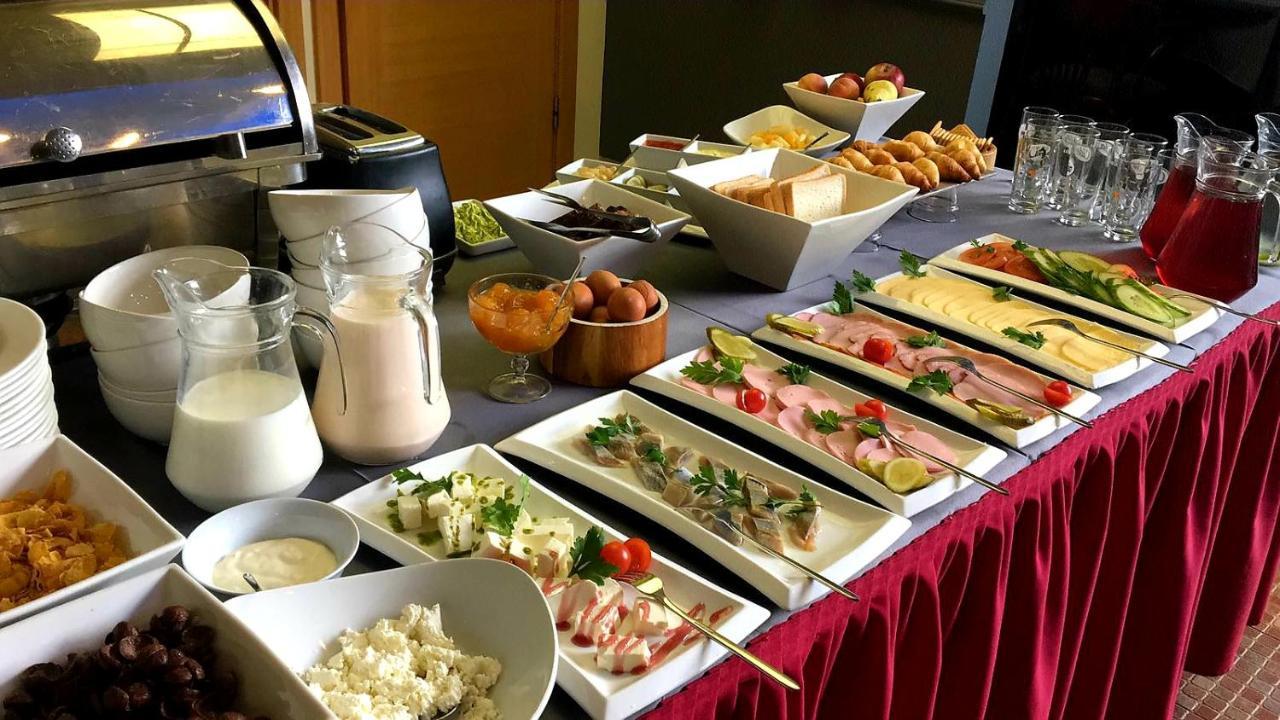 Riga Unimars Hotel Eksteriør bilde